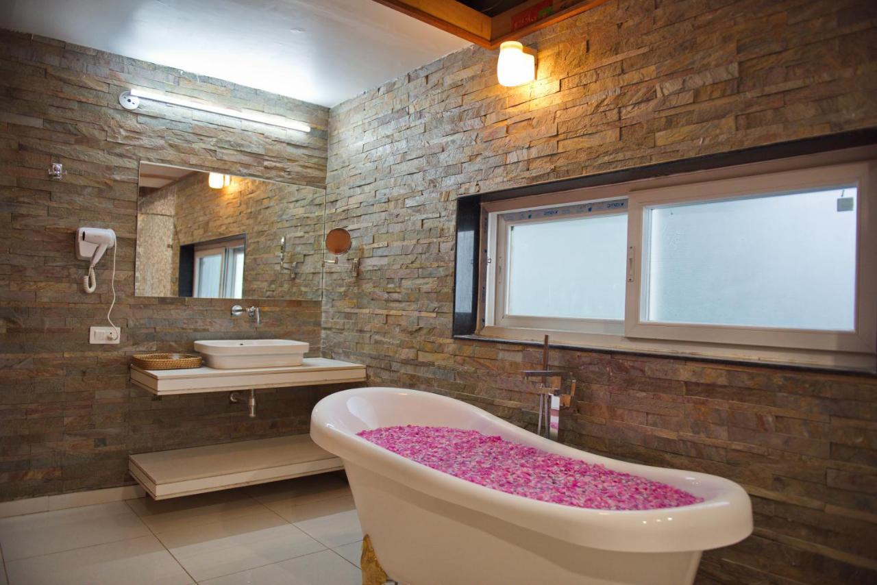 Wild Rose Resort & Spa Pushkar Extérieur photo